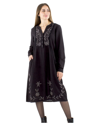 Robe 91% viscose 9% lin uni brodée main