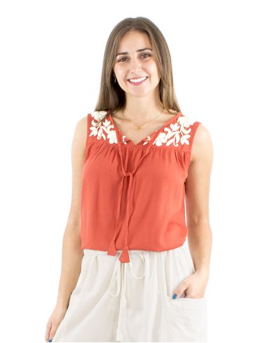 Chemisier viscose brodé main sans manches