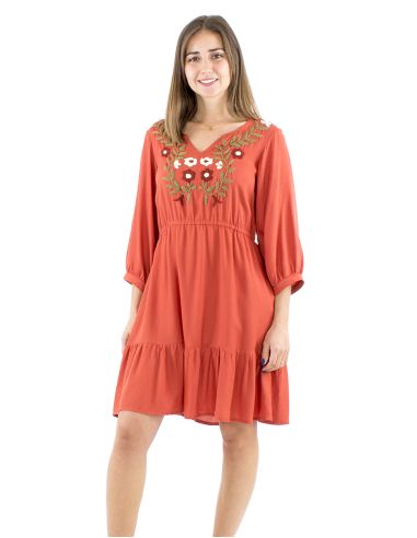 Robe viscose brodée manches 3/4 unie
