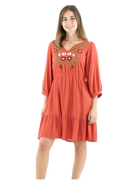 Robe viscose brodée manches 3/4 unie