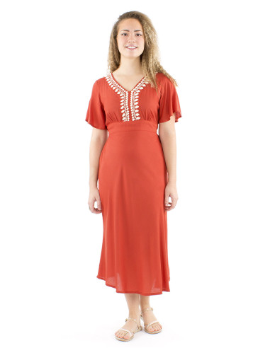 Robe viscose brodée main manches courtes unie