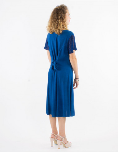 Robe viscose brodée manches courtes
