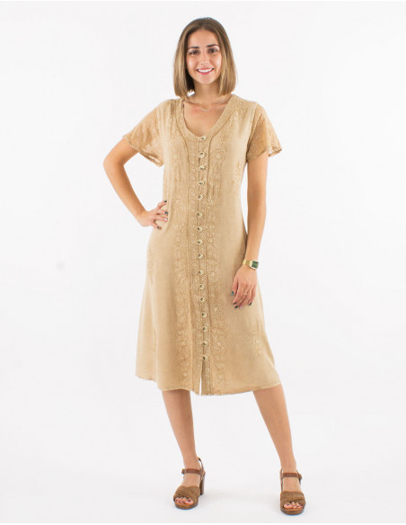 Robe viscose brodée manches courtes